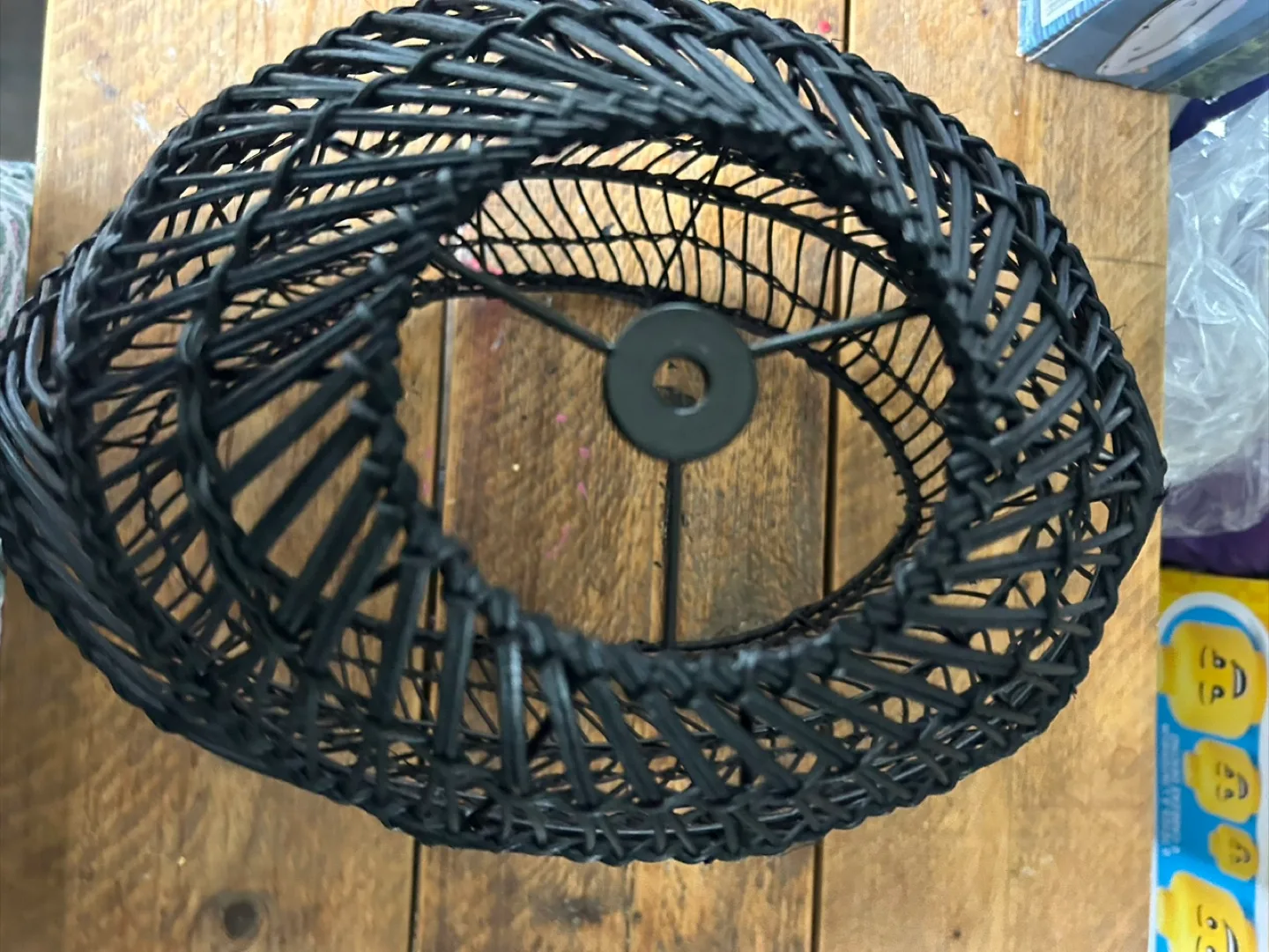 Black Oval Woven Willow Lamp Shade image indicator(4)