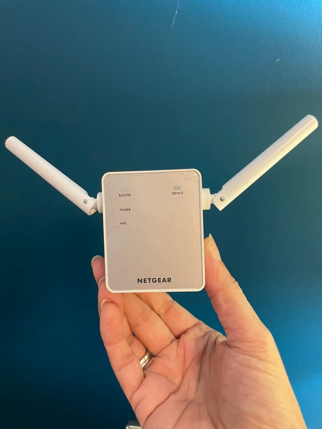 Netgear WiFi Range Extender thumbnail