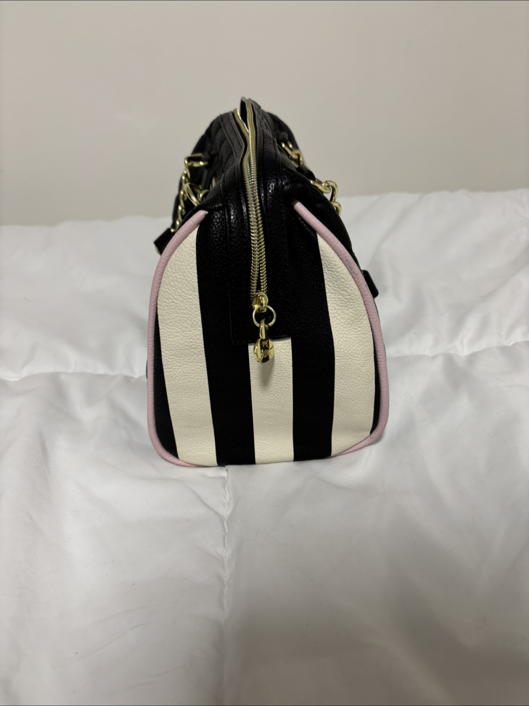 Betsey Johnson Black Quilted Satchel - photo 4