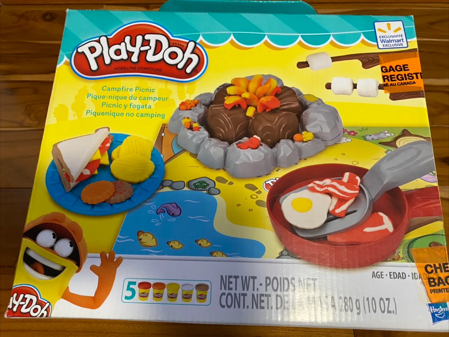 Play-Doh Campfire Picnic Set - Walmart Exclusive thumbnail