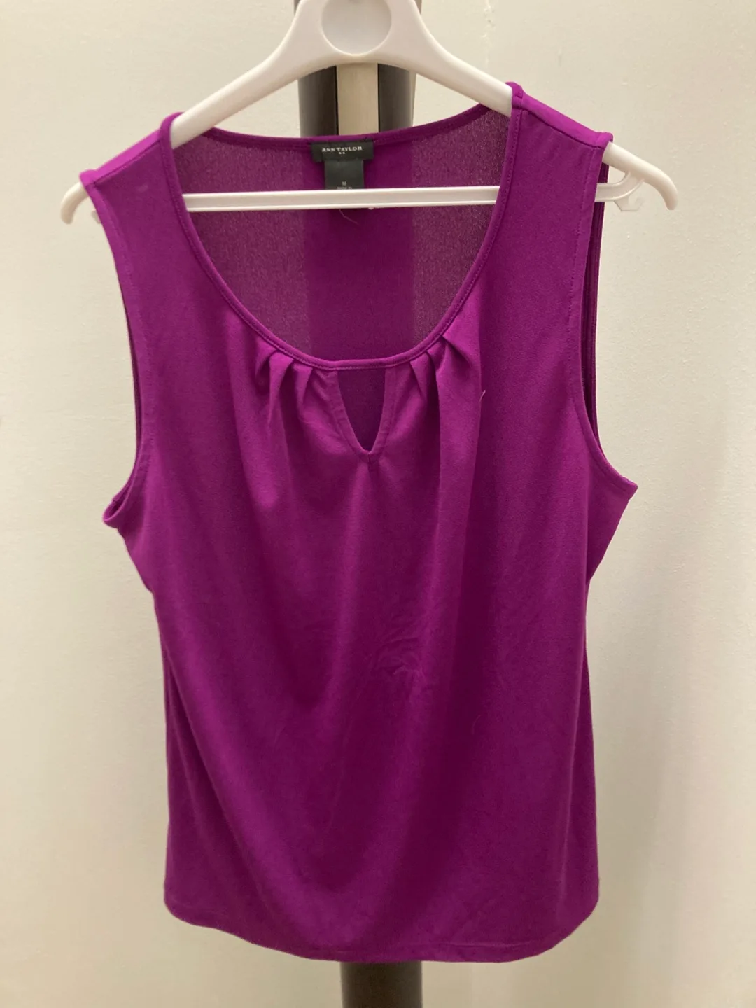 🇨🇦🍁Ann Taylor Purple Tank Top - Size M thumbnail