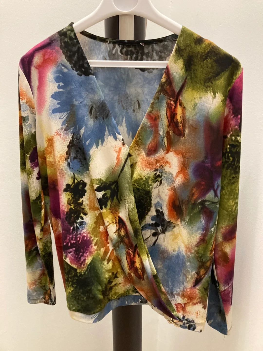 🇨🇦🍁Floral Blouse thumbnail