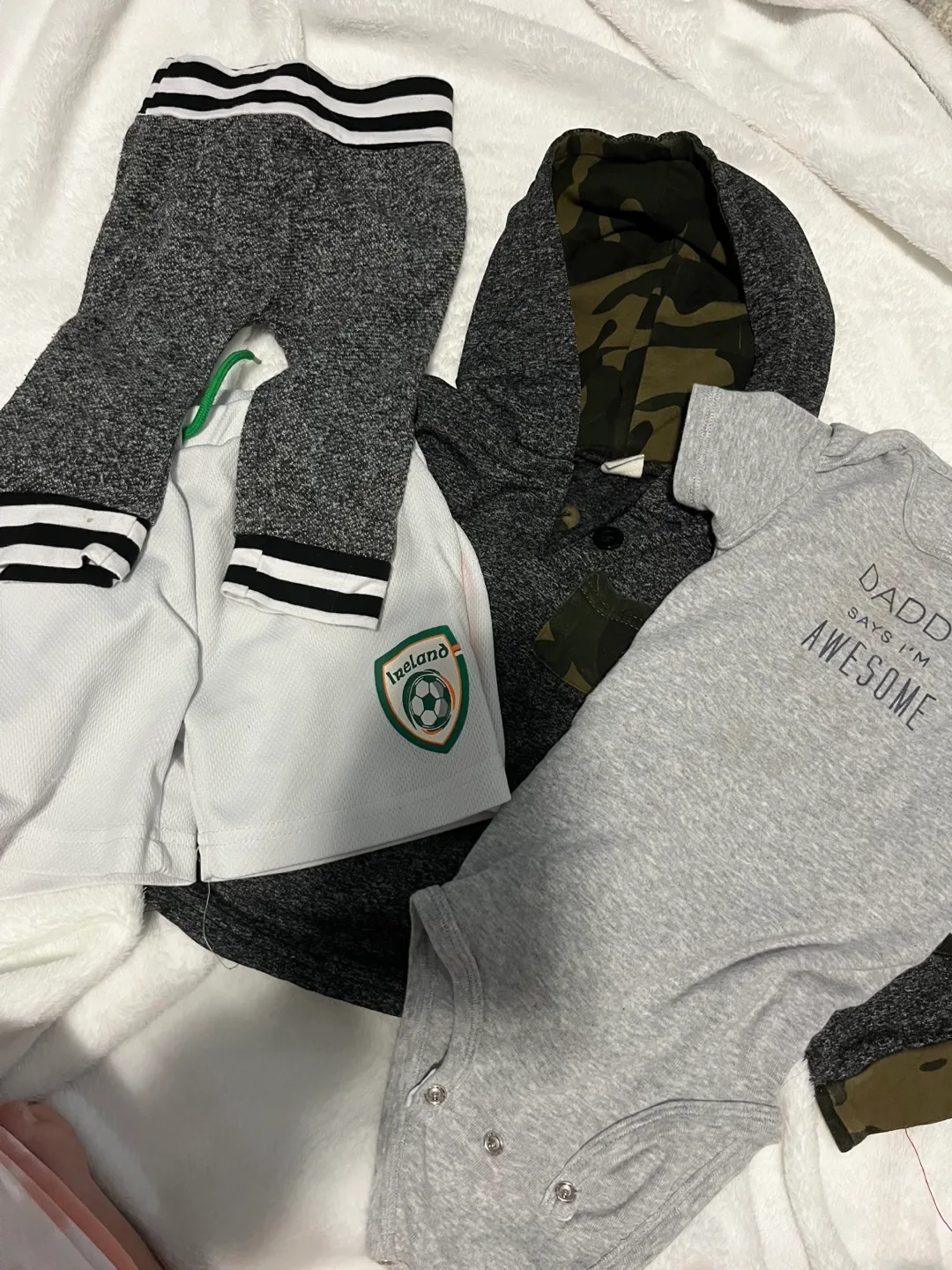Baby Clothes Bundle: Pants, Hoodie, Bodysuit thumbnail