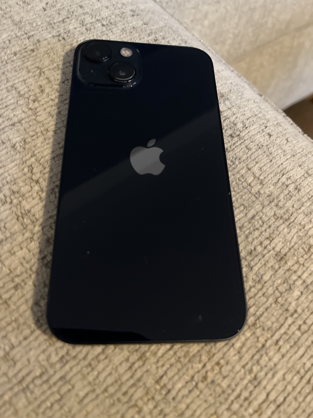 Black iPhone 13 - photo 4