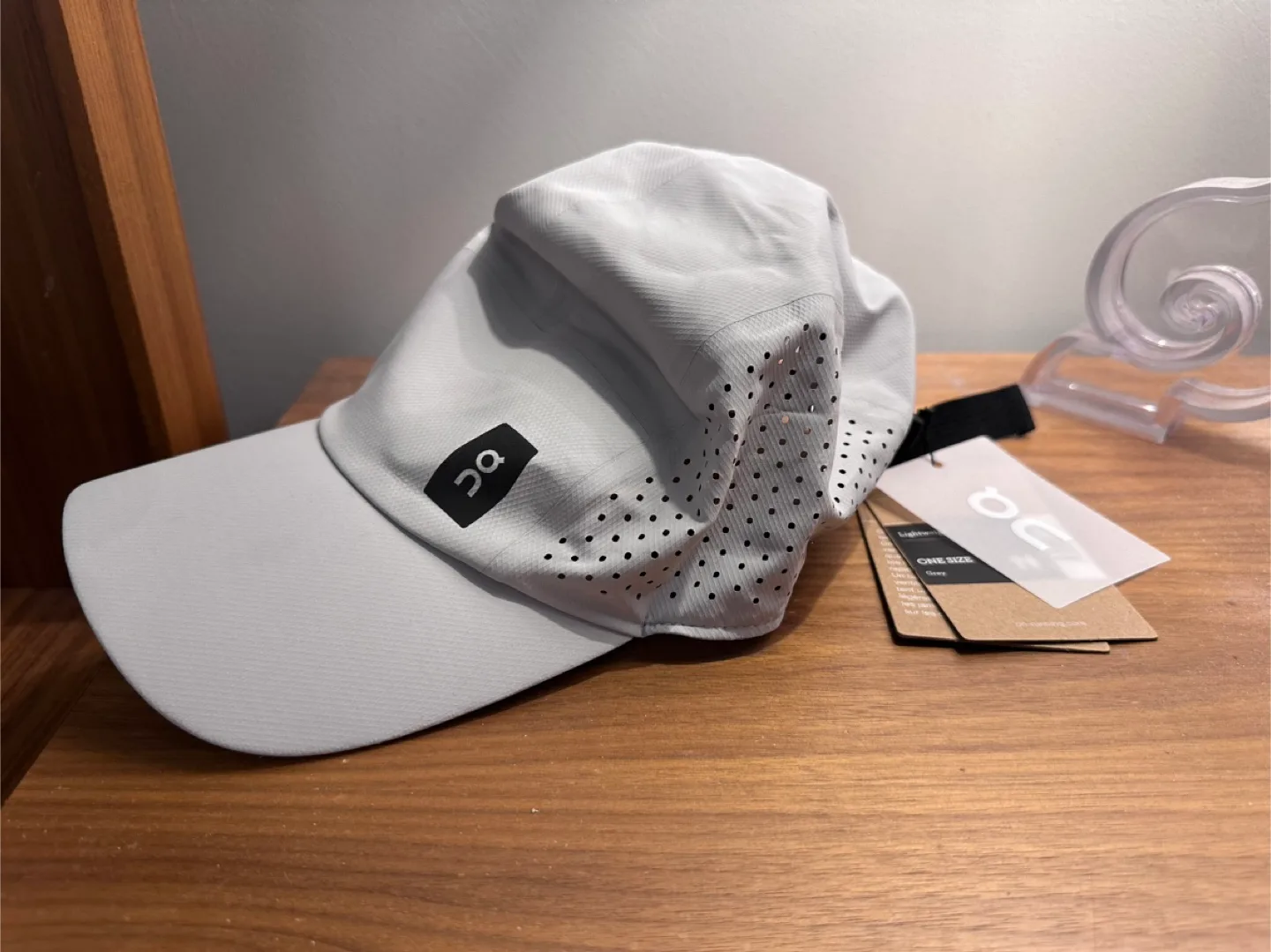 On Running Lightweight Cap Grey Unisex One Size thumbnail