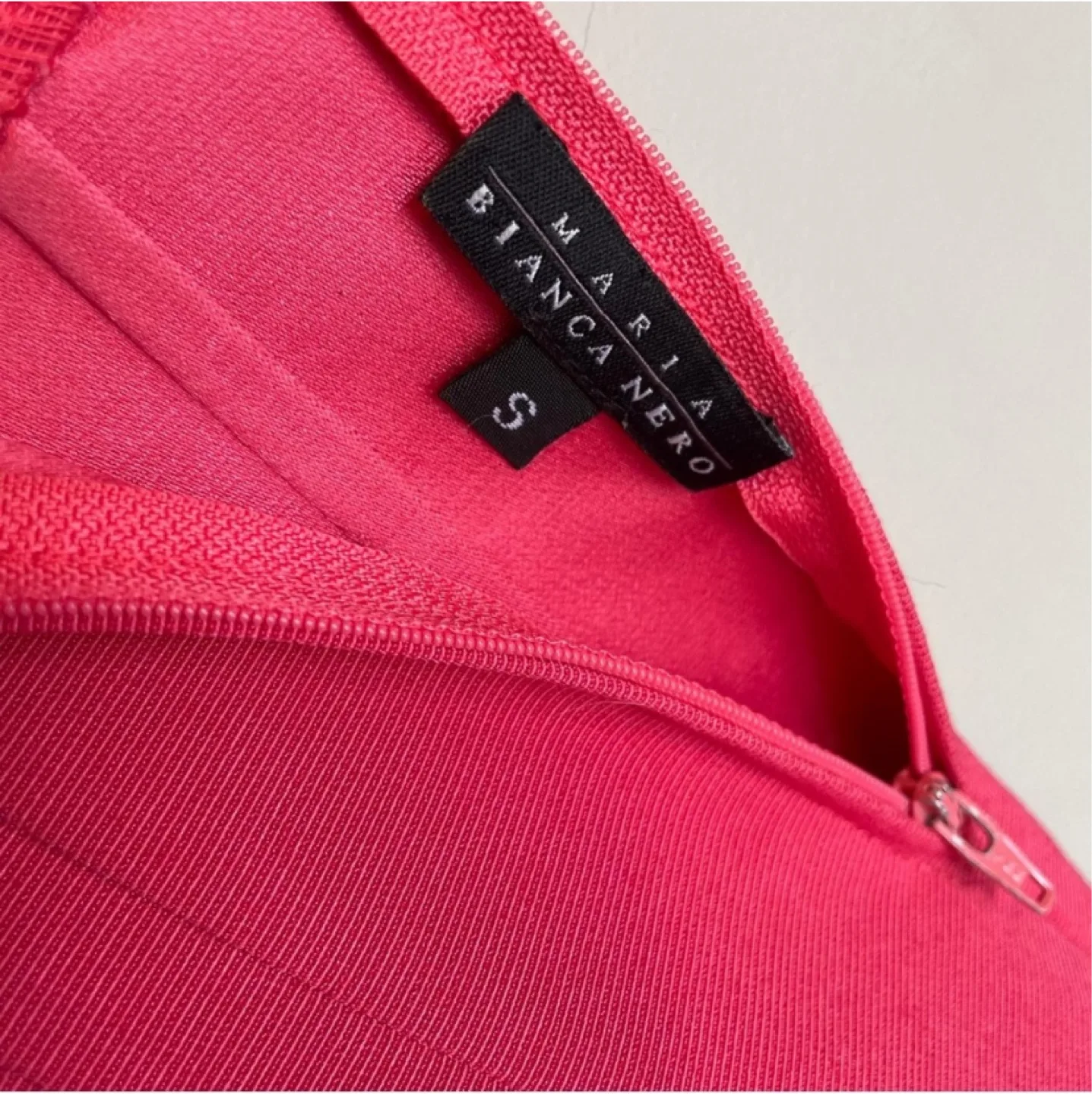 Maria Bianca Nero Pink Bodycon Midi Dress sz Small image indicator(7)