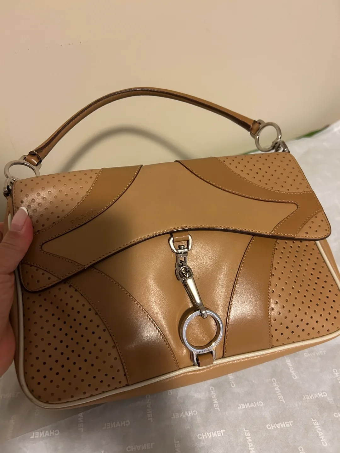 Prada Vitello Drive Perforated Handbag – Camel Tan (Vintage) thumbnail