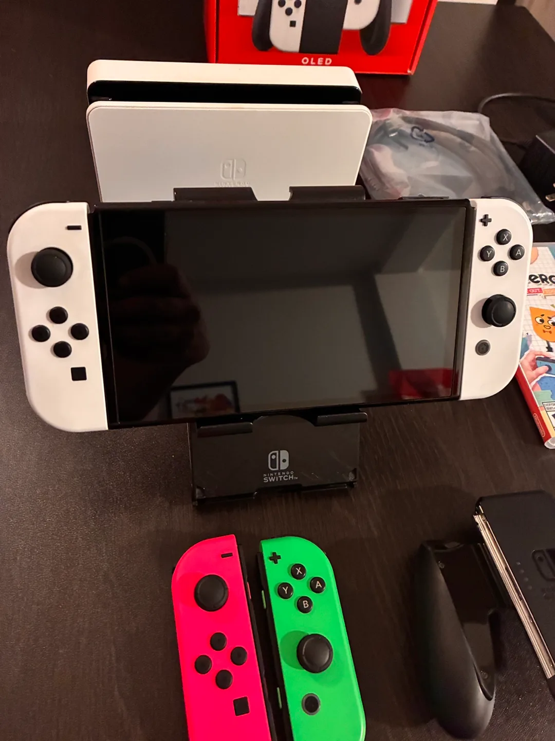 Switch OLED bundle CIB w/ 400GB SD + more! image indicator(2)