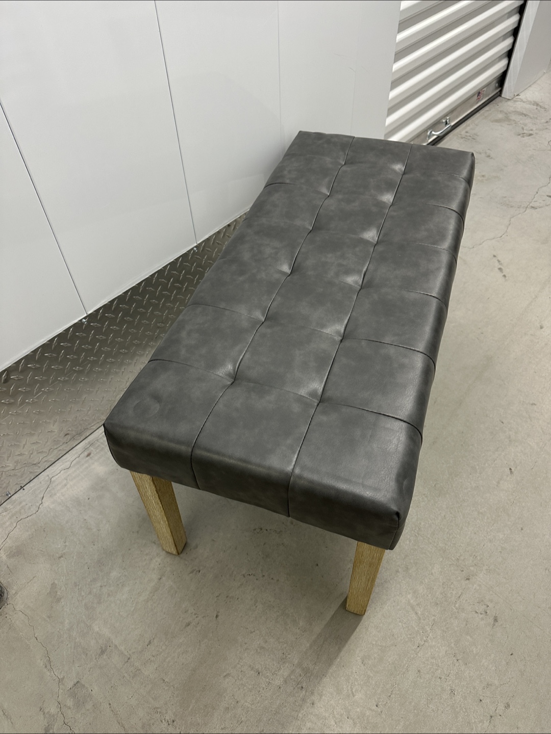 Grey Tufted Faux Leather Bench - photo 2