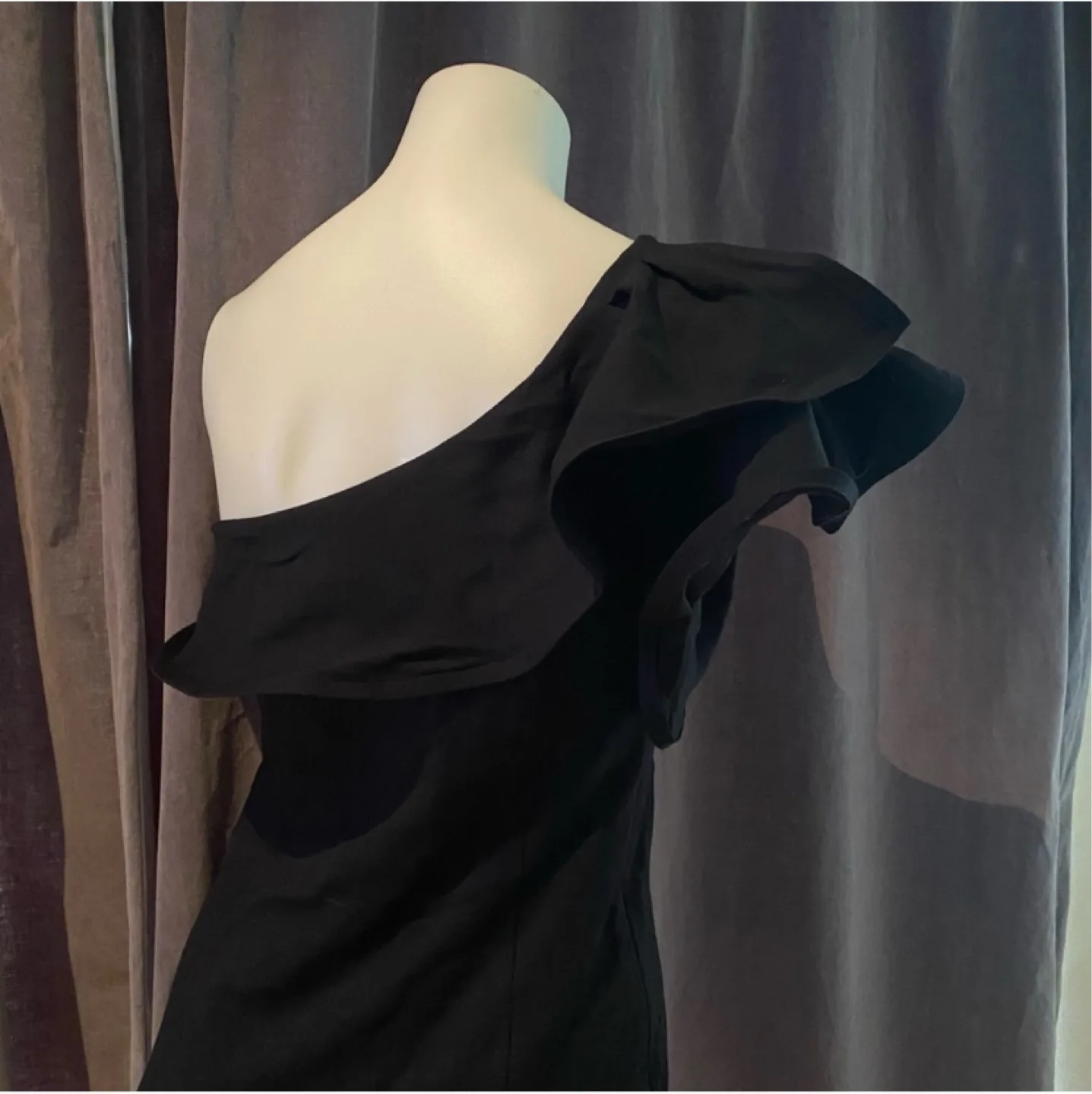 Leith One Shoulder Ruffle Dress Mini Black Size Small image indicator(9)