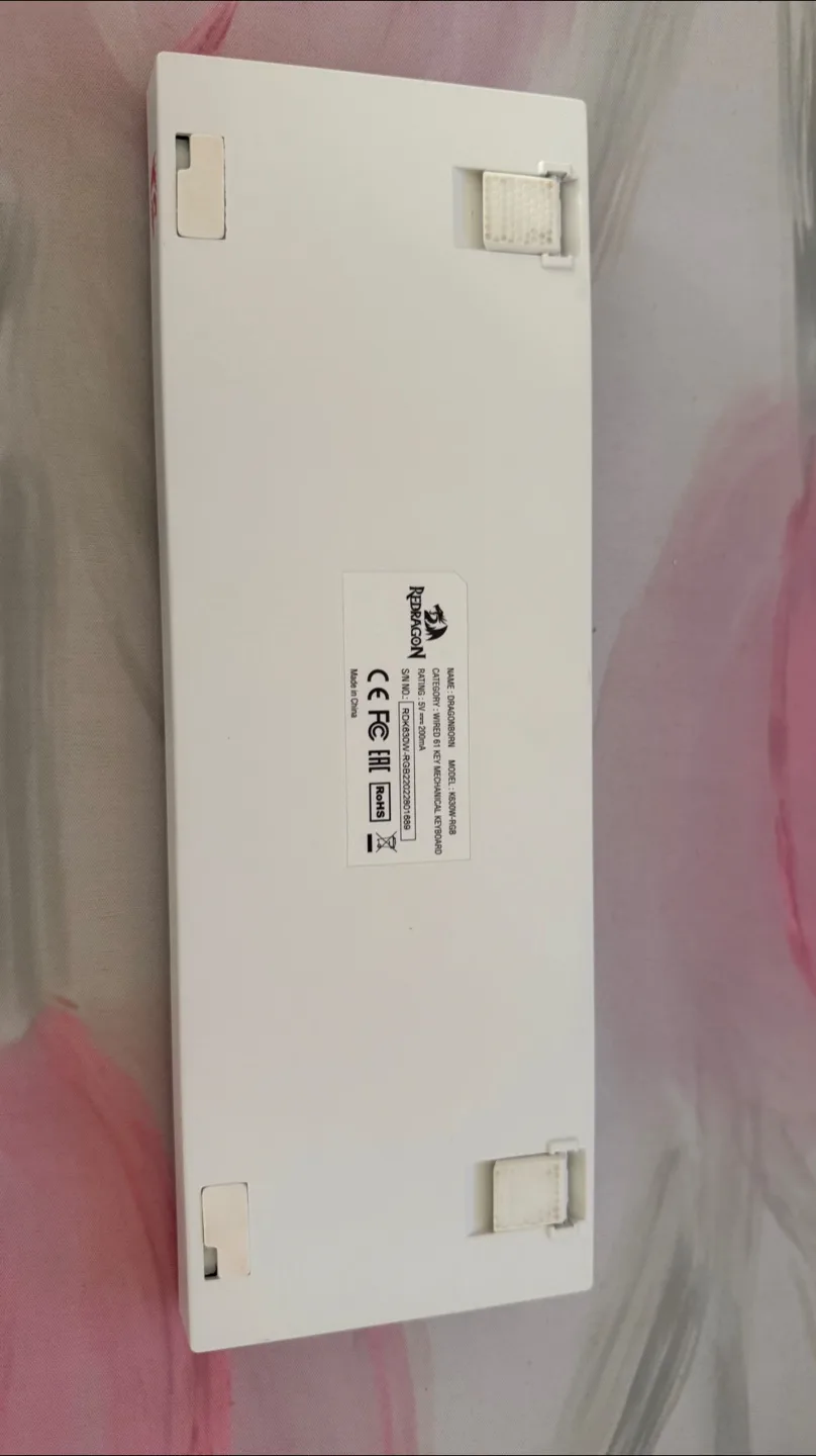 Reddragon K630 60% Wired RGB Hot Swappable Gaming Keyboard white image indicator(4)