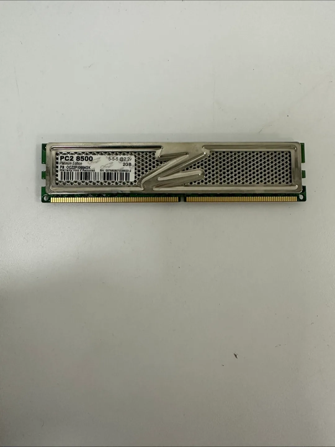 OCZ PC2 8500 Platinum Edition 2GB RAM thumbnail