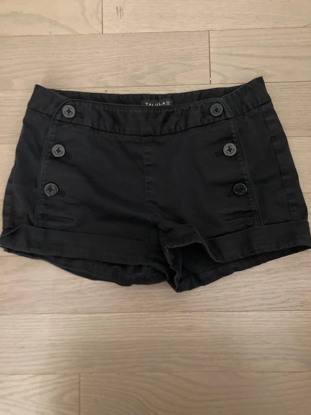 🇨🇦🍁Talula Black Shorts - Size 2 thumbnail