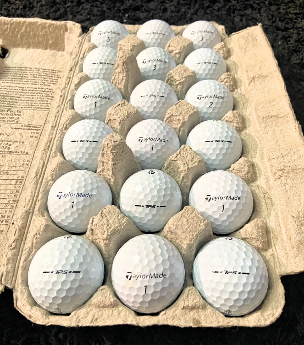 18 Taylormade TP5 2025 Edition Golf Balls thumbnail