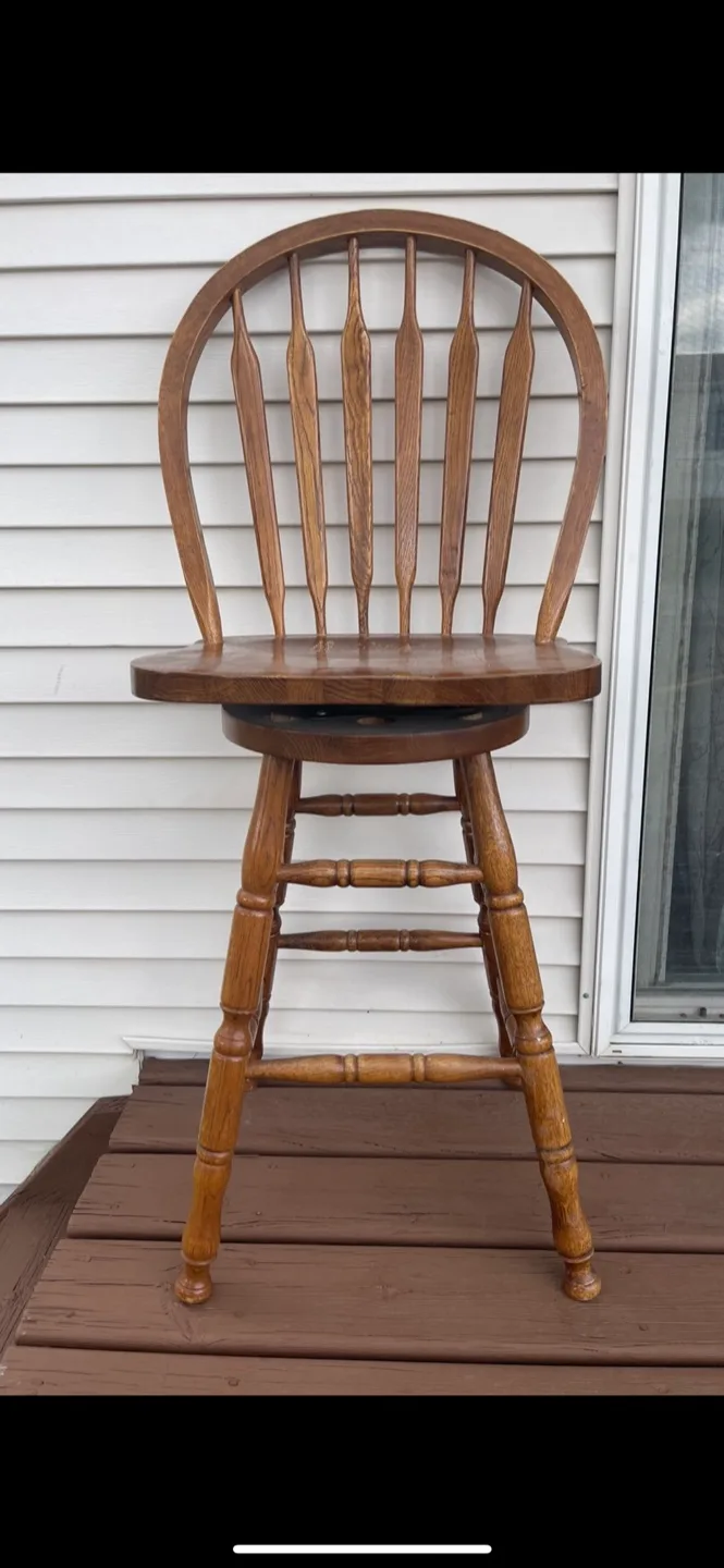 Wooden Swivel Bar Stools (Set of 4) thumbnail
