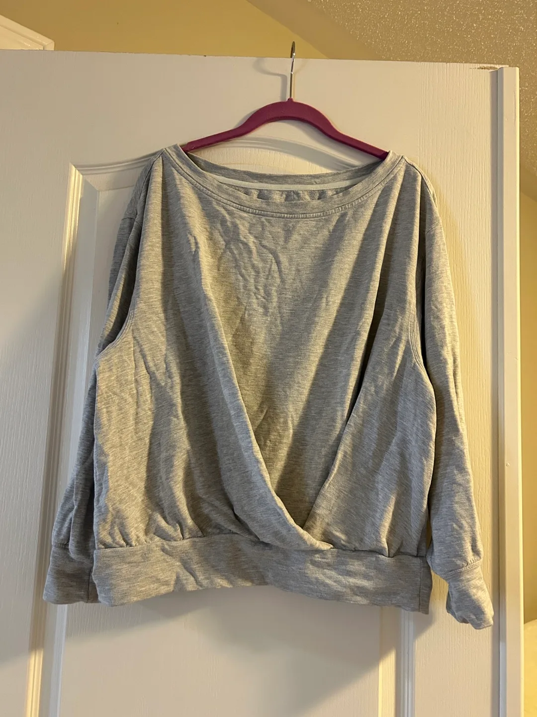 Lululemon Grey Long Sleeve Top thumbnail