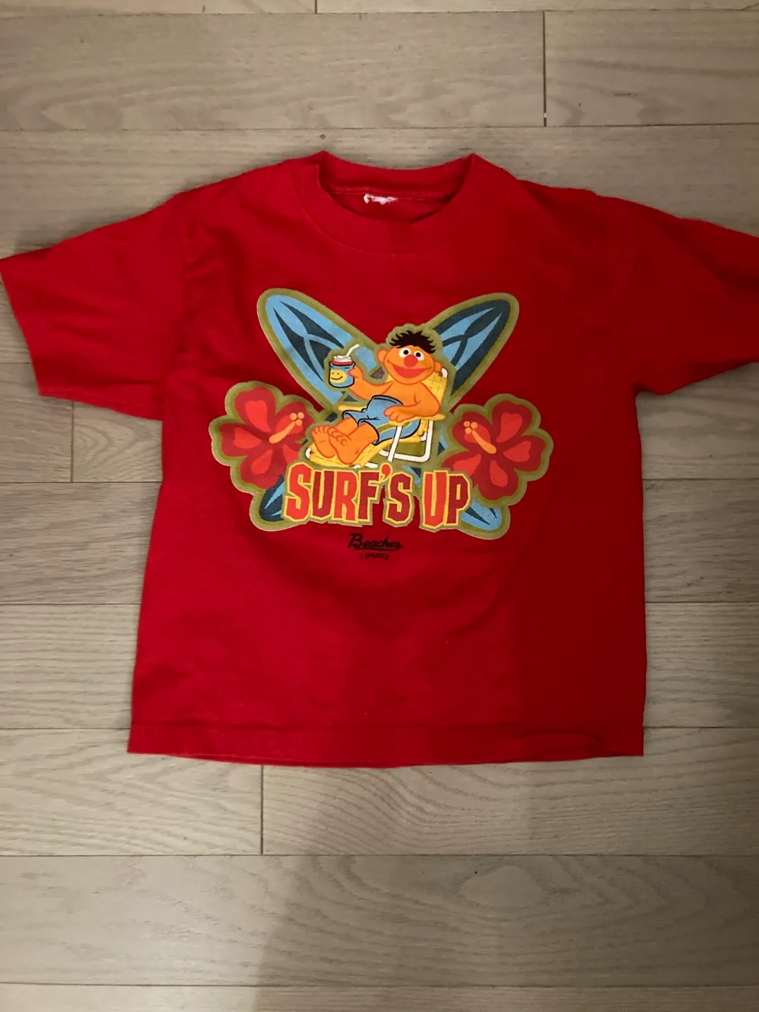 🇨🇦🍁Red Beaches Jamaica 'Surf's Up' T-Shirt thumbnail