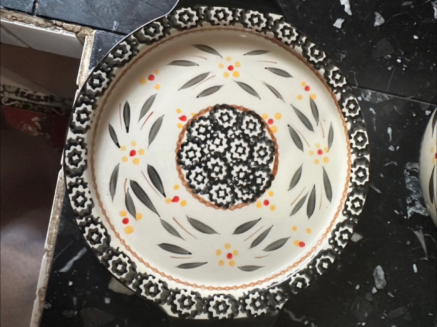 Decorative Bowl Set by Temptations Brand image indicator(7)