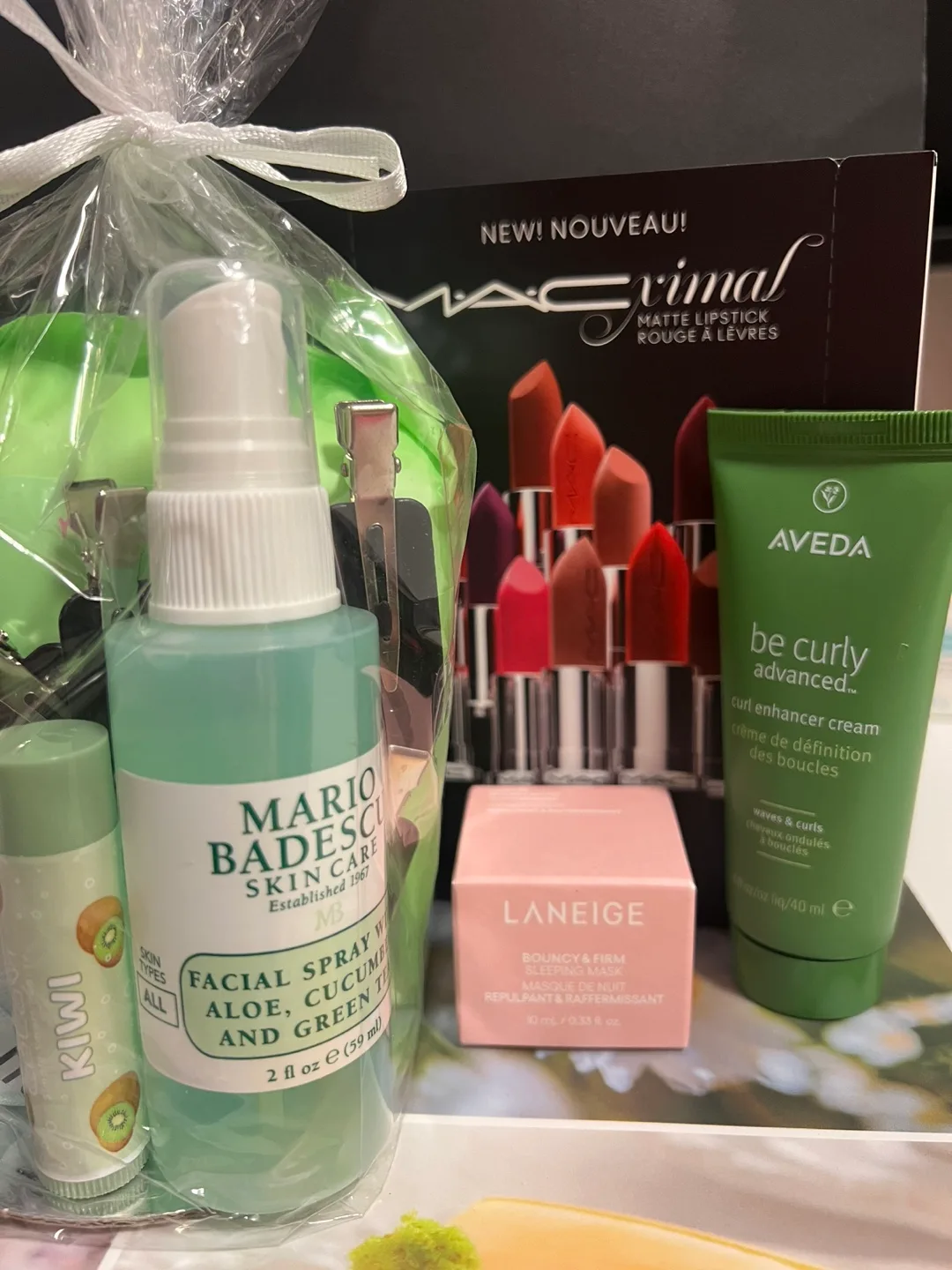 Skincare & Beauty Set thumbnail