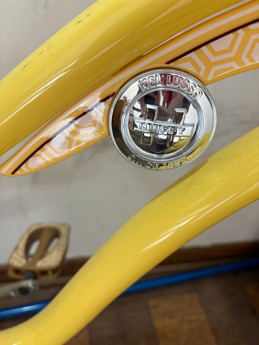 Huffy Nel Lusso Women's Cruiser Bike - Yellow image indicator(3)