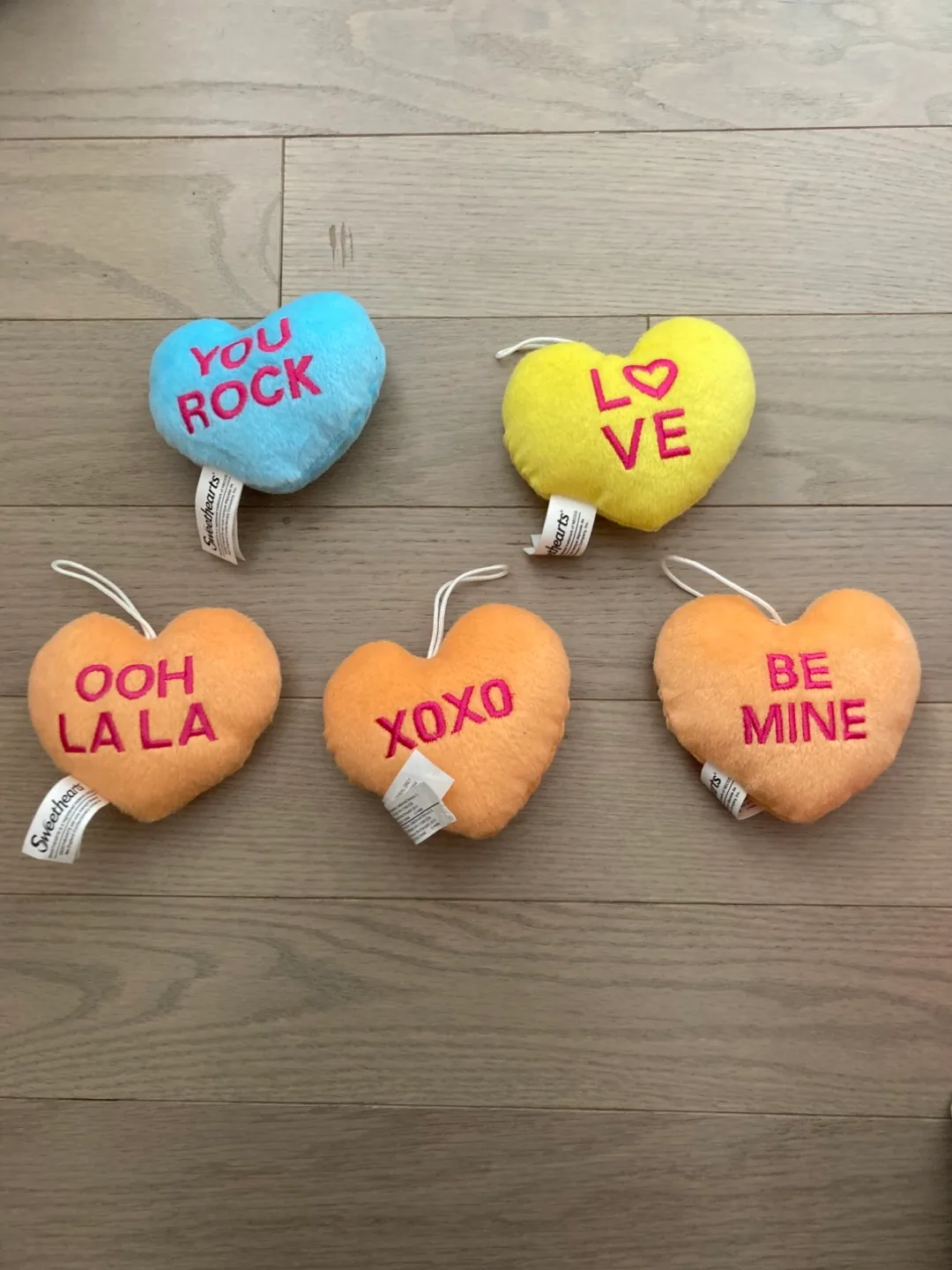 🇨🇦🍁 McDonald’s happy meal Plush Hearts thumbnail
