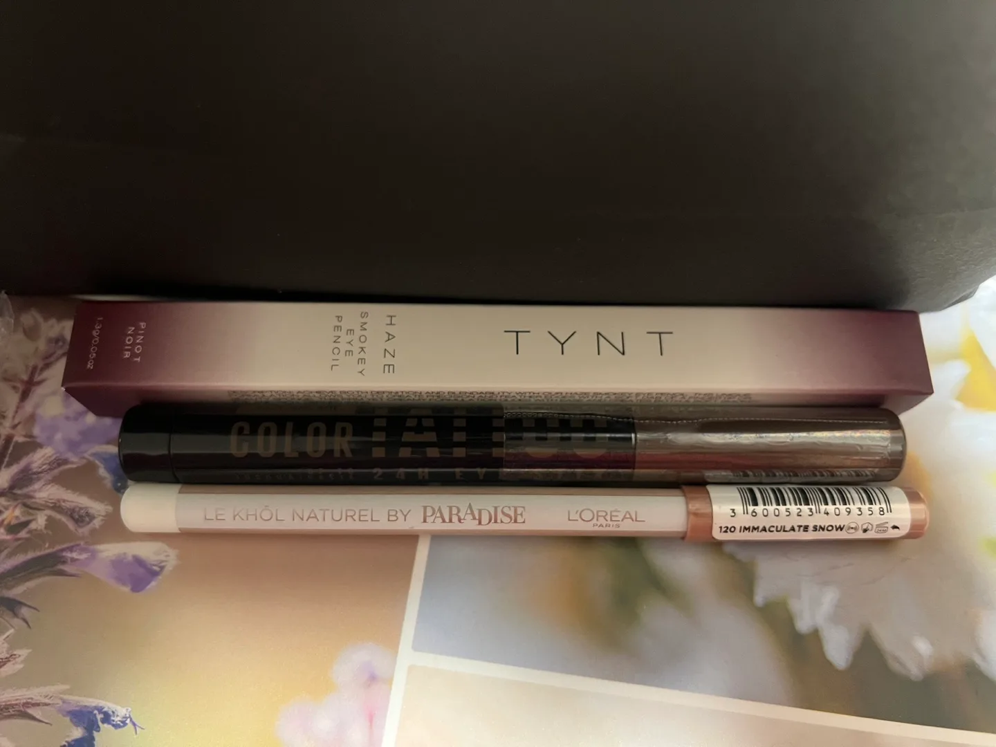 Eye Makeup Bundle thumbnail