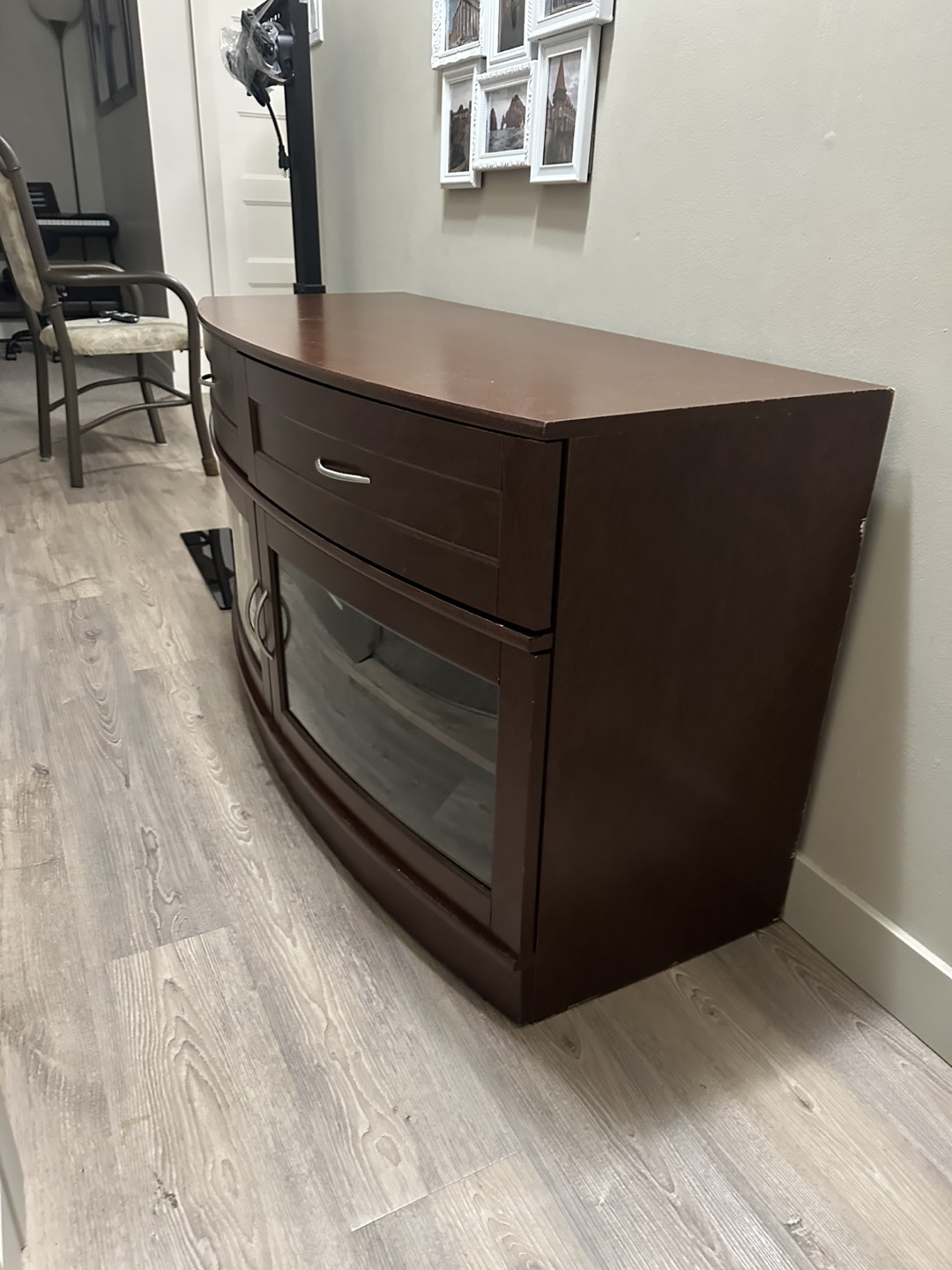 Sturdy and stylish TV/entertainment stand-excellent condition.