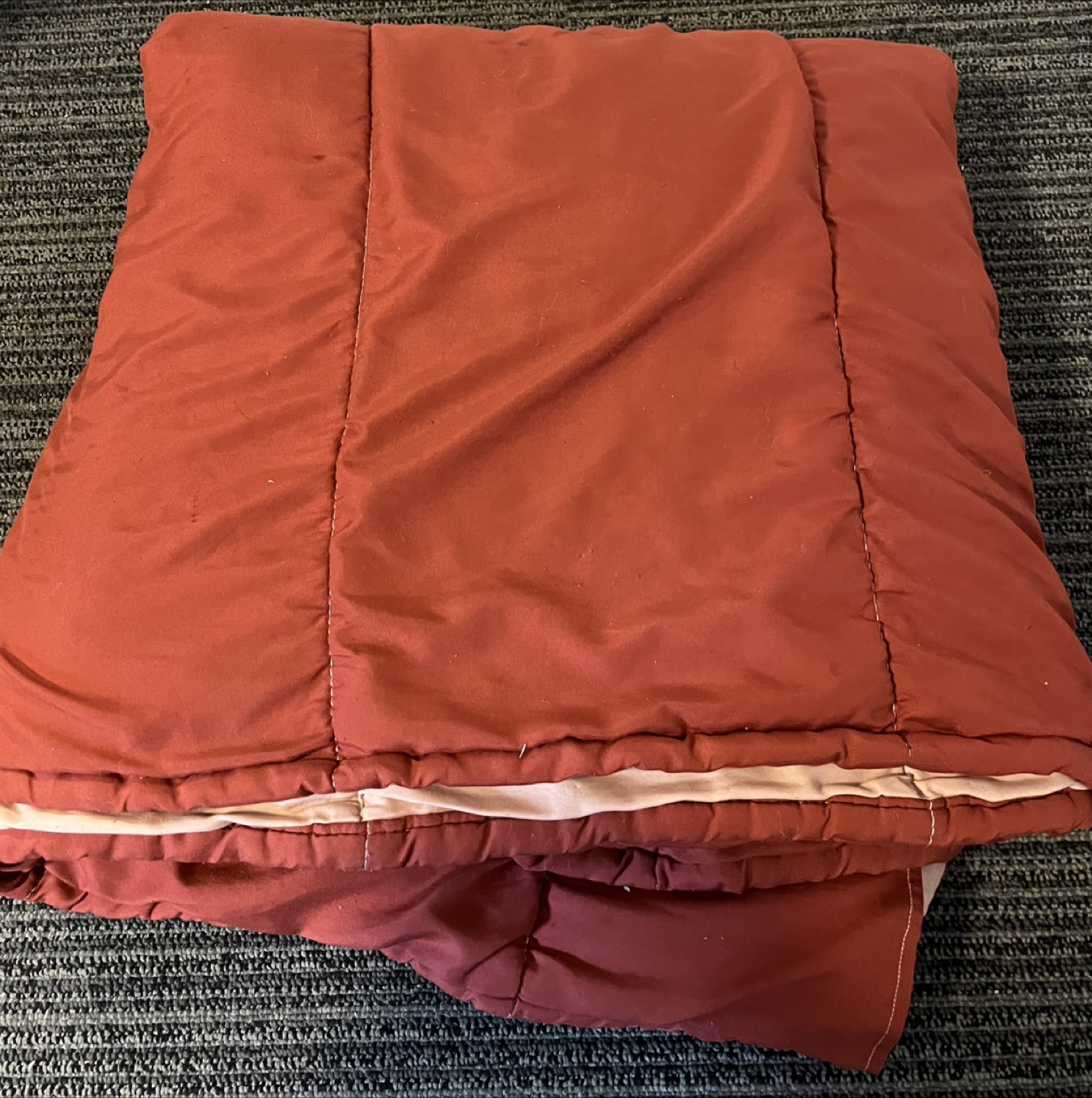 Bedding Set - Red Comforter & Black Sheets - photo 2