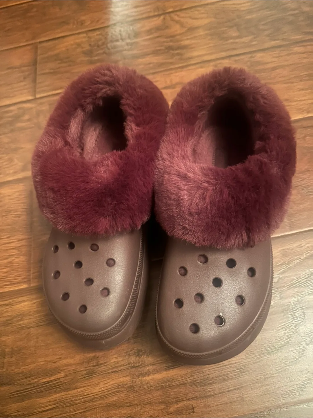 Crocs Classic Fur Sure Clog - Size 8 image indicator(2)