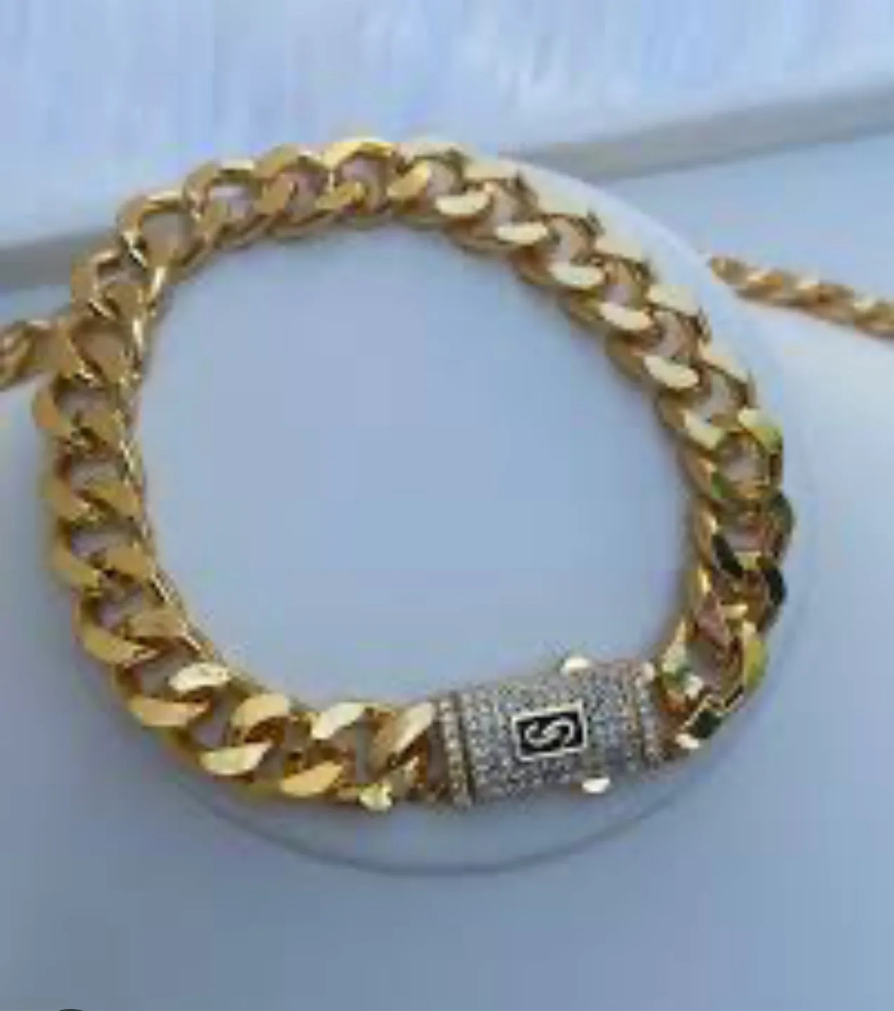 Gold Cuban Link Bracelet thumbnail
