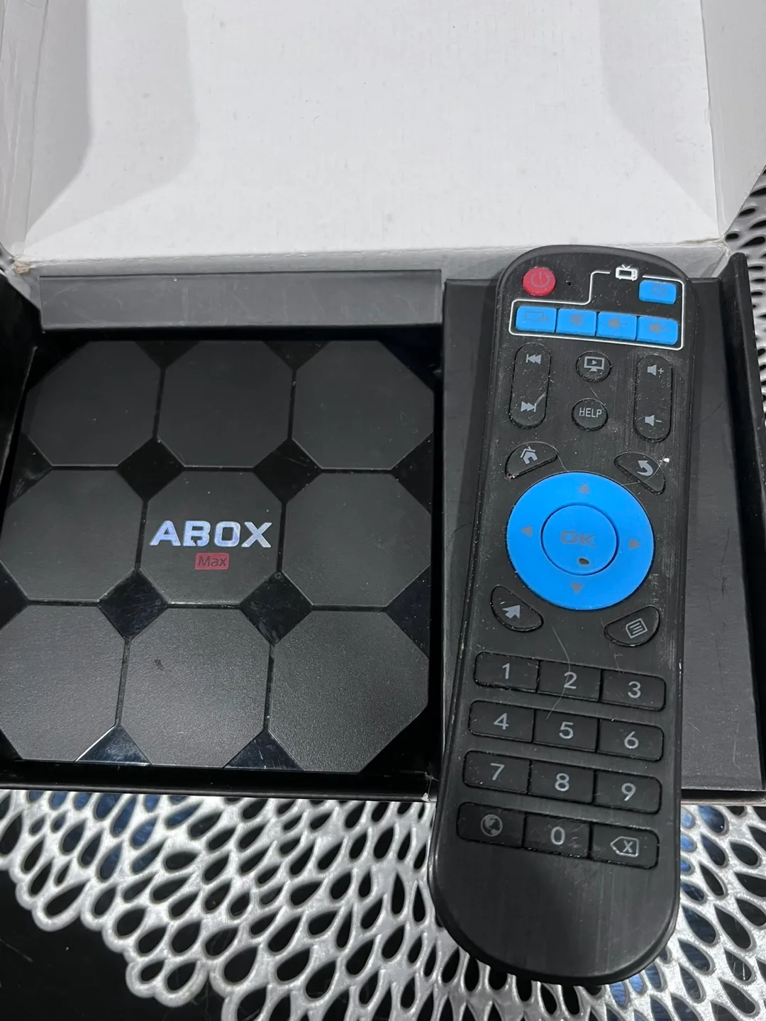 ABOX Max Android TV Box with Remote image indicator(3)