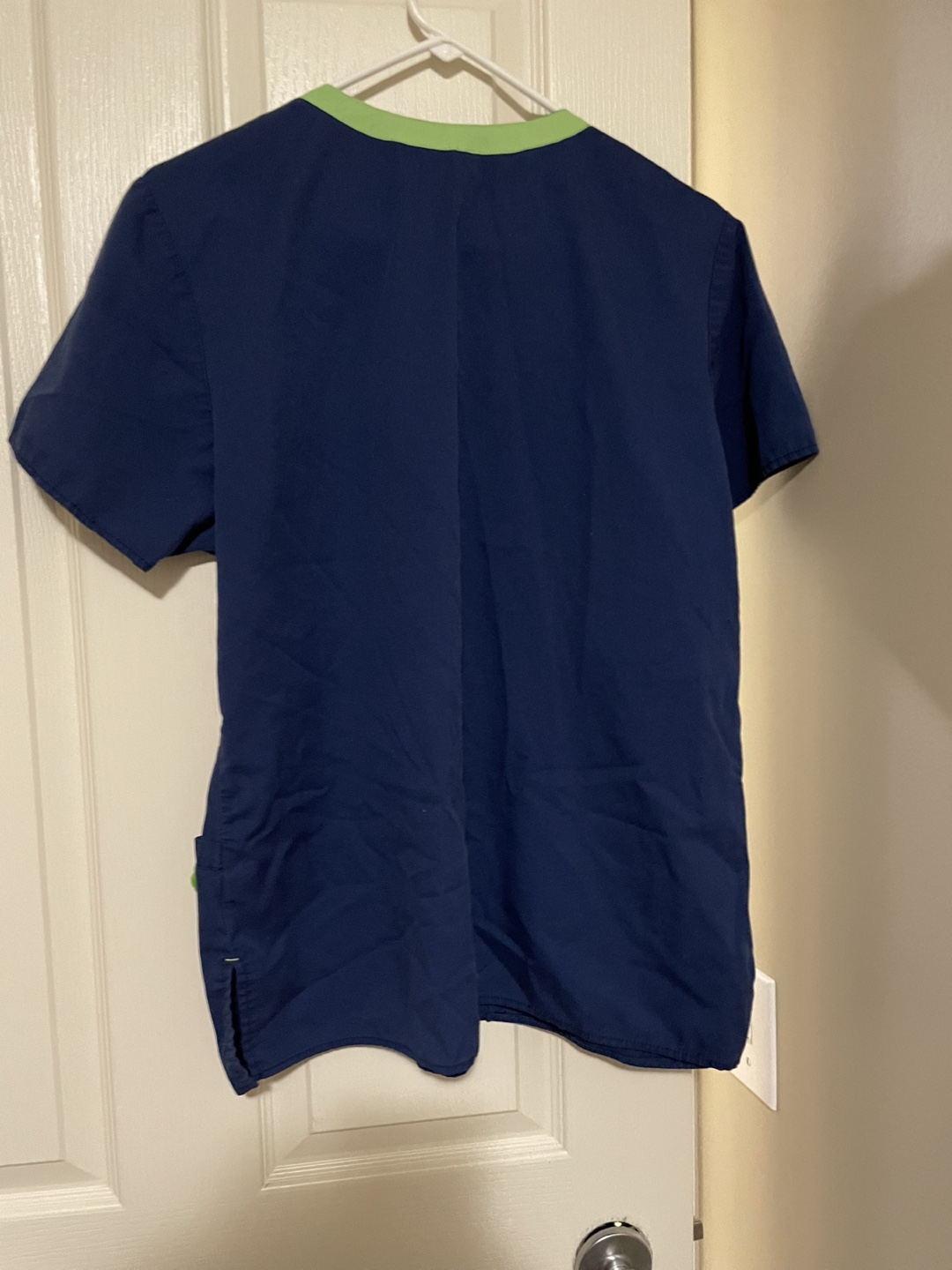 HeartSoul PRO Scrub Top - Size L - photo 3