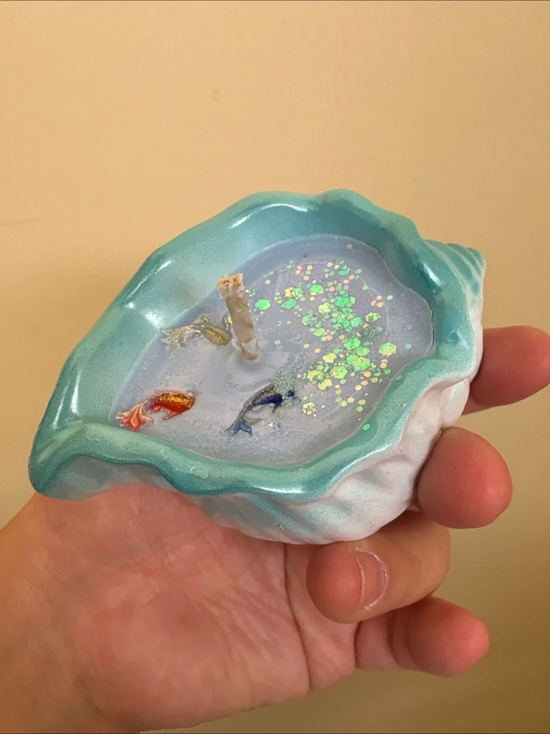 Handmade seashell Candle with glitters image indicator(2)