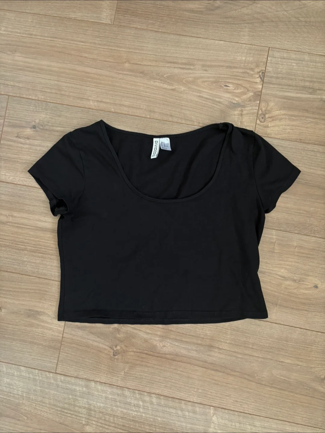 H&M Black Crop Top - Size XL thumbnail
