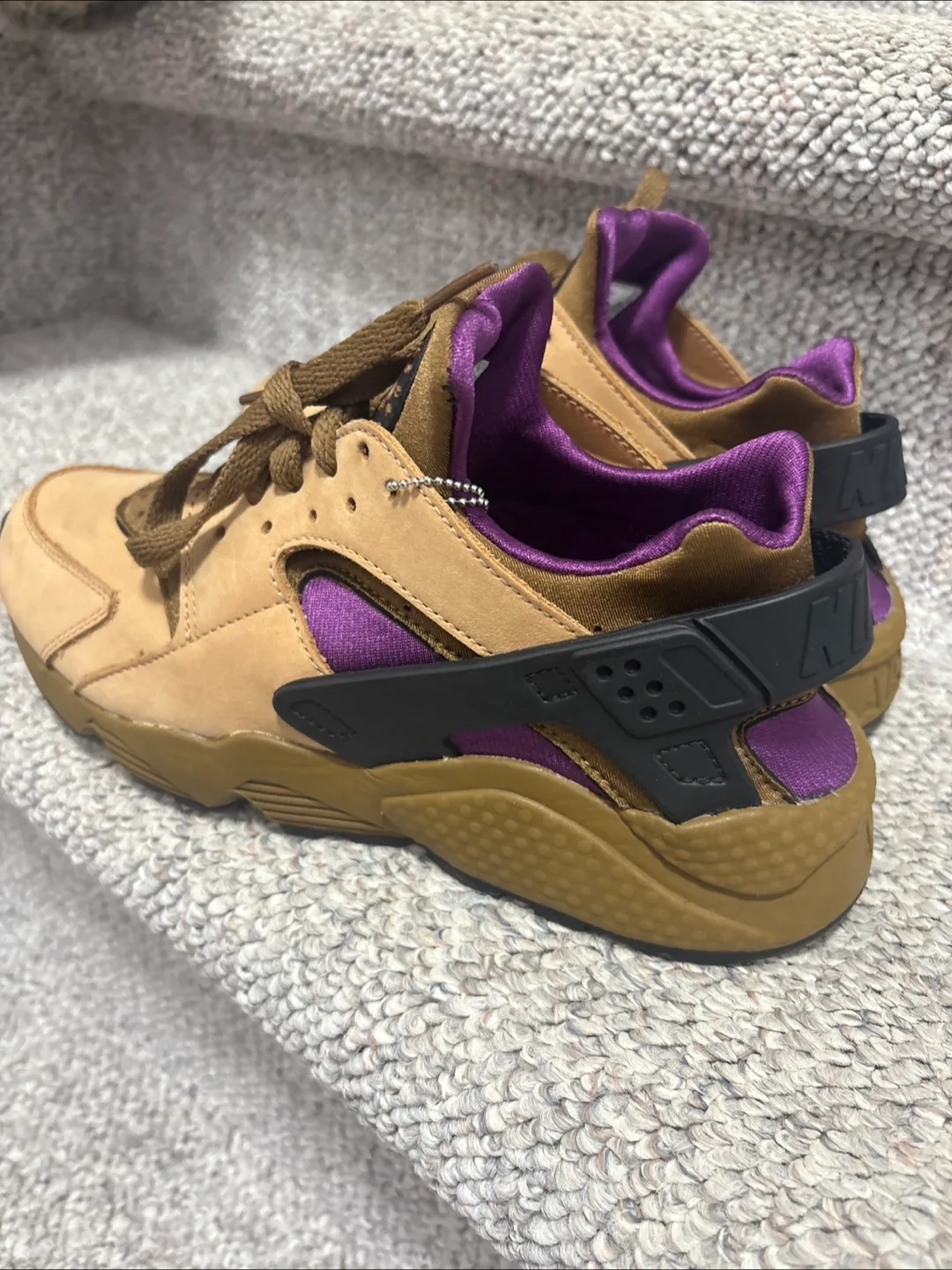Nike Air Huarache Shoes - Tan & Purple thumbnail