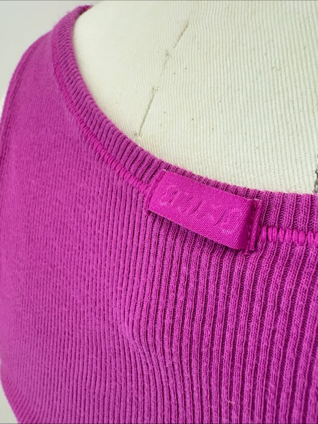 SKIMS Ribbed Tank Top - XS thumbnail