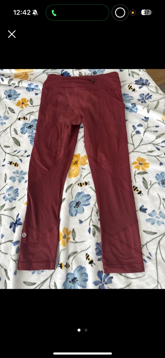 Lululemon Burgundy Cropped Leggings thumbnail