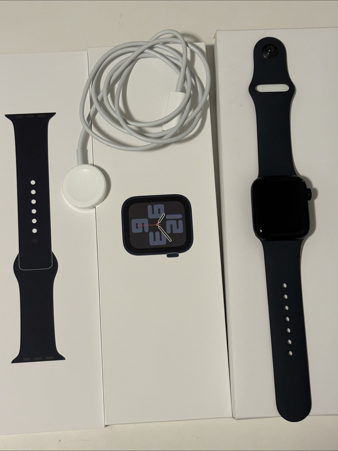 Apple watch SE (2nd Gen) 40 mm Midnight - photo 2