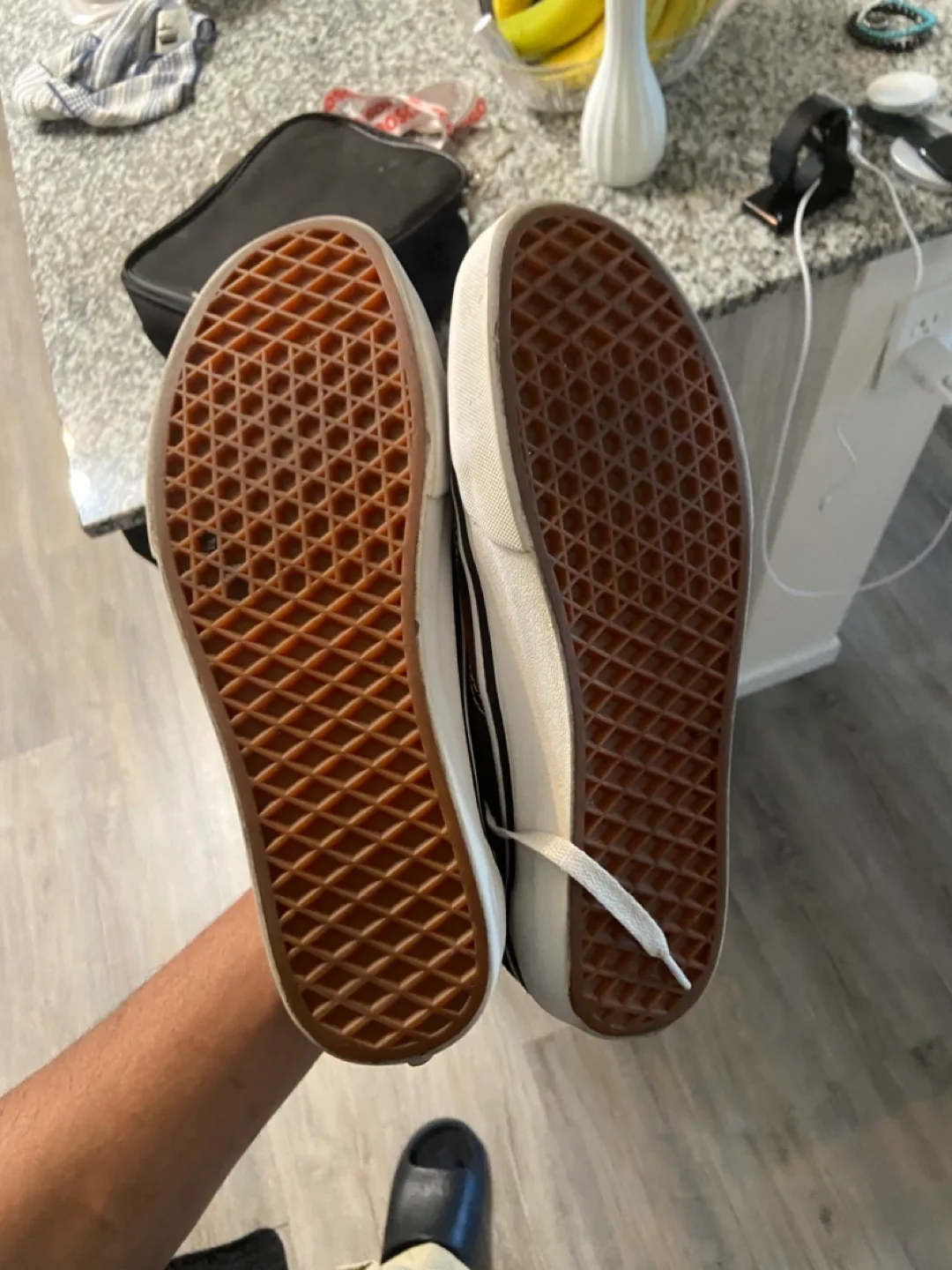 Vans Old Skool Black/White - Men's US 7.5, Women's US 9 thumbnail