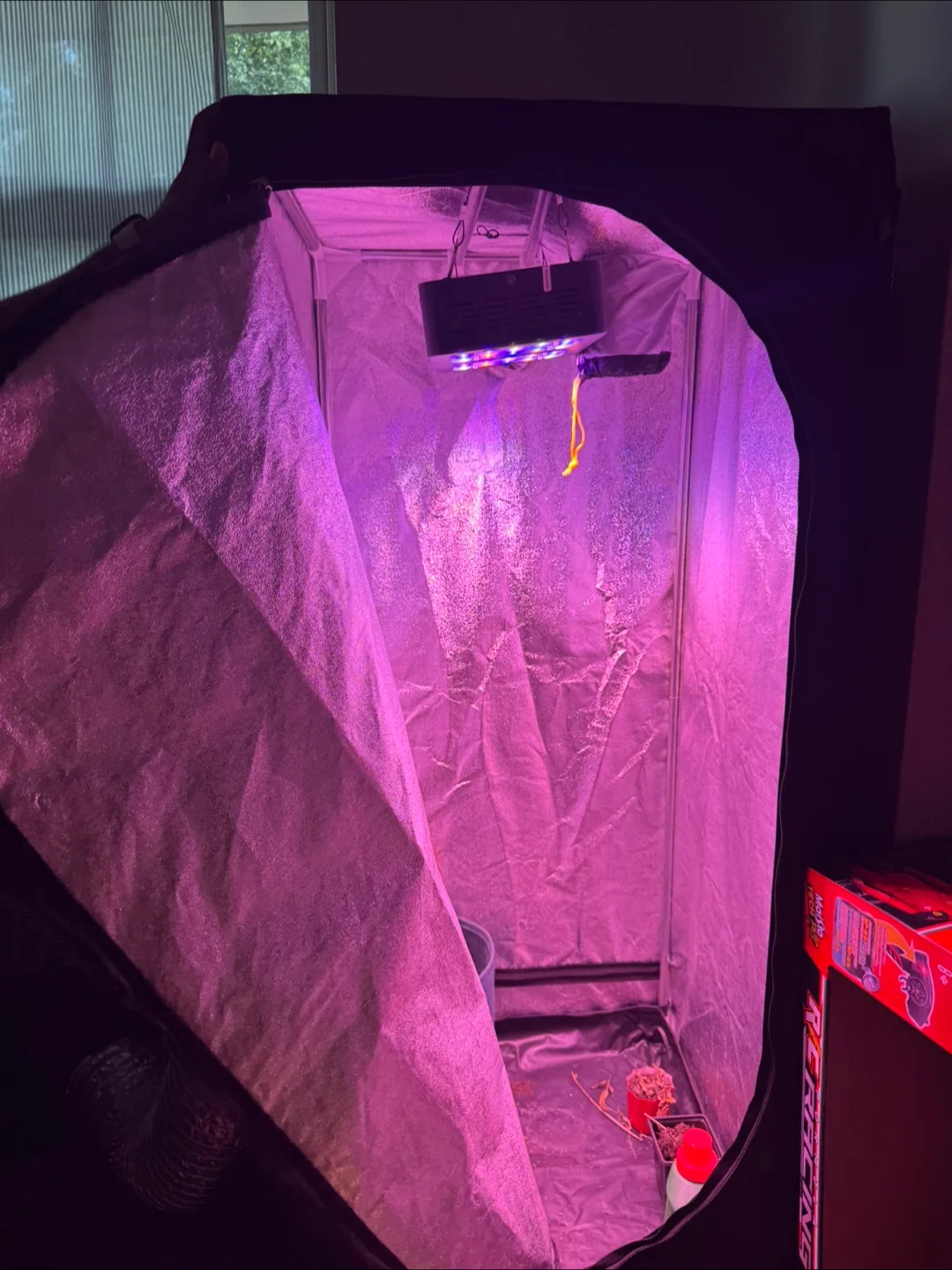 Grow Tent with Ventilation System thumbnail