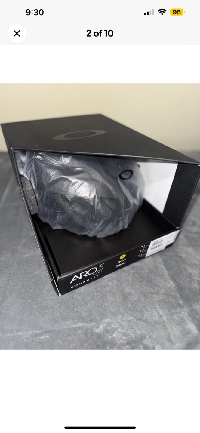 New Oakley ARO5 Race MIPS Helmet - Black - photo 2