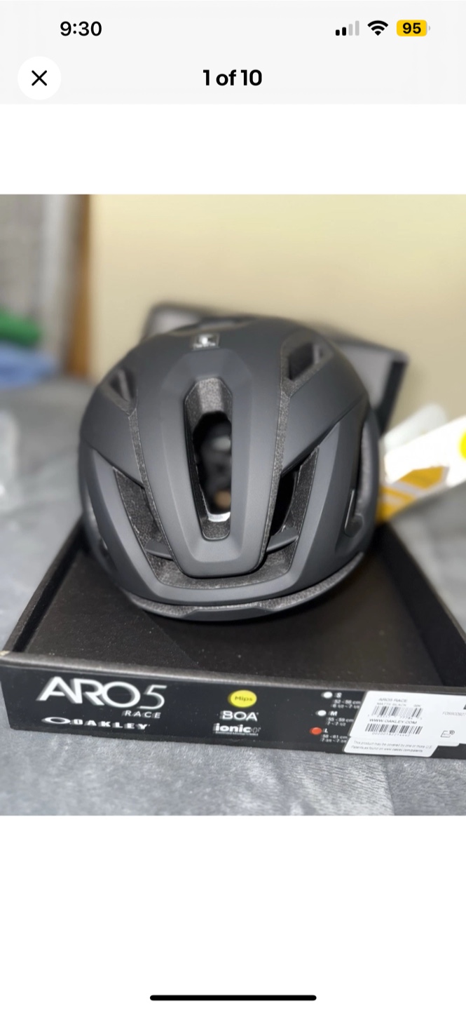 New Oakley ARO5 Race MIPS Helmet - Black