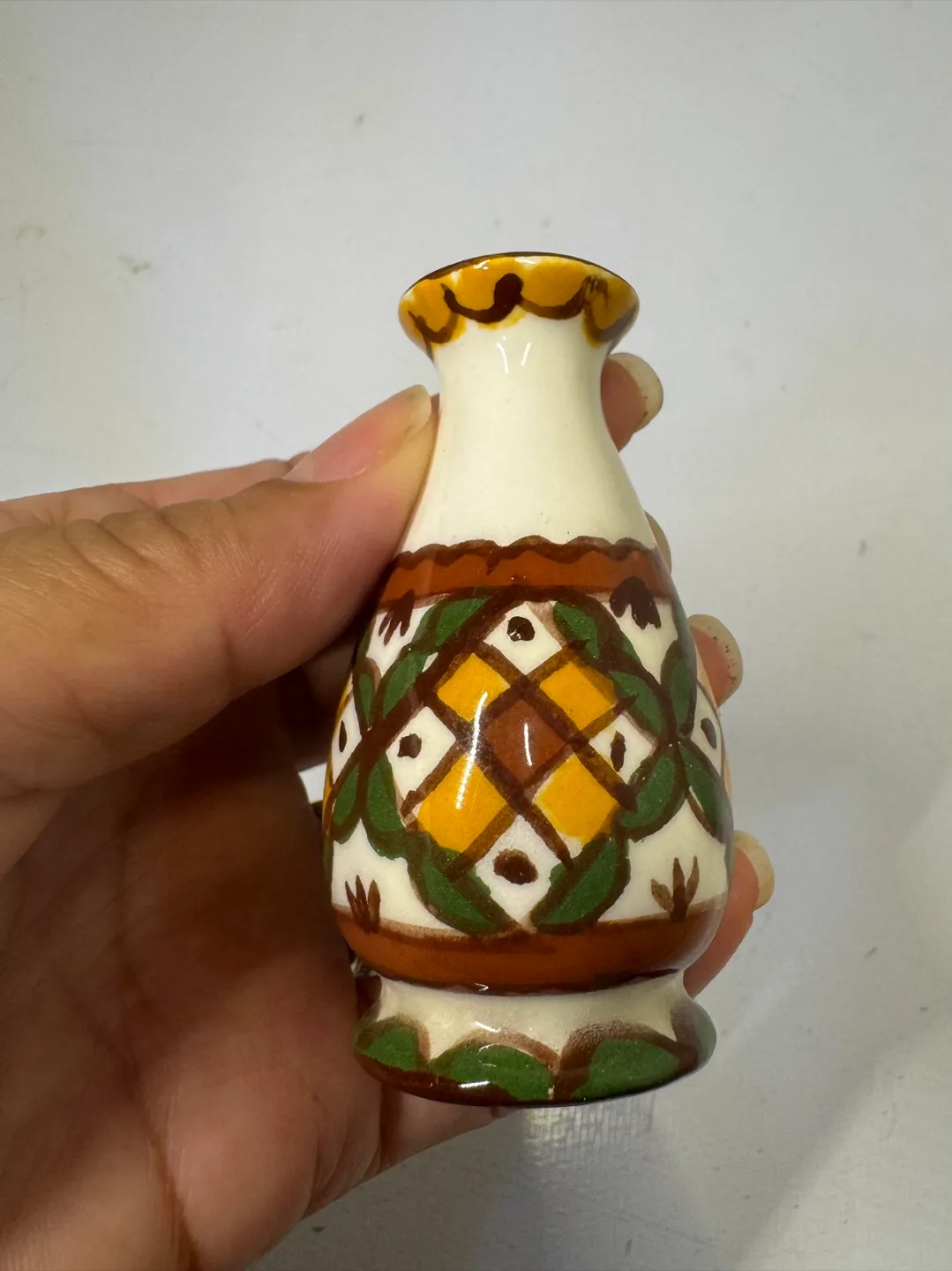 🇨🇦🍁Small Decorative Vase thumbnail