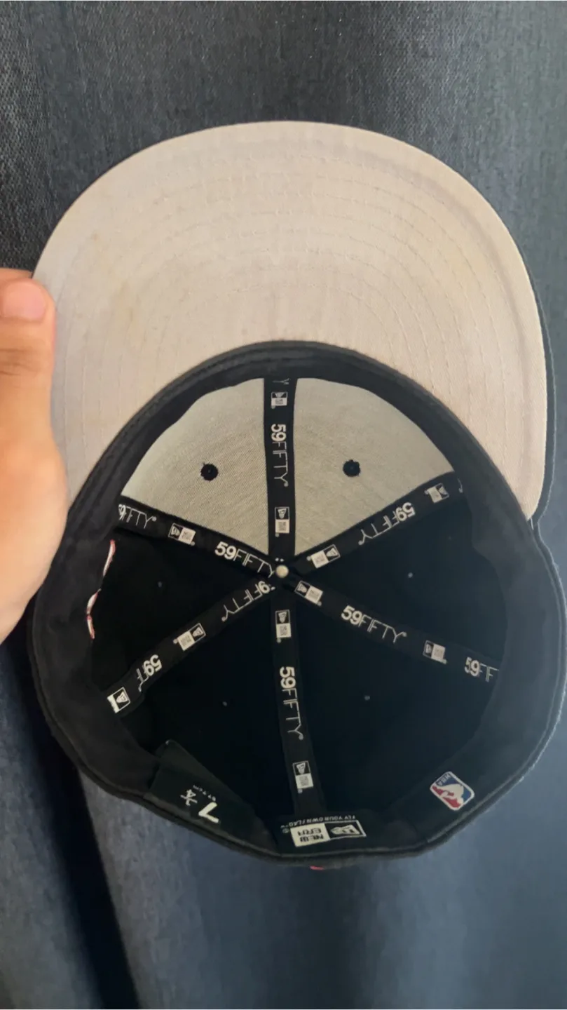 Toronto Raptors Fitted Hat image indicator(3)