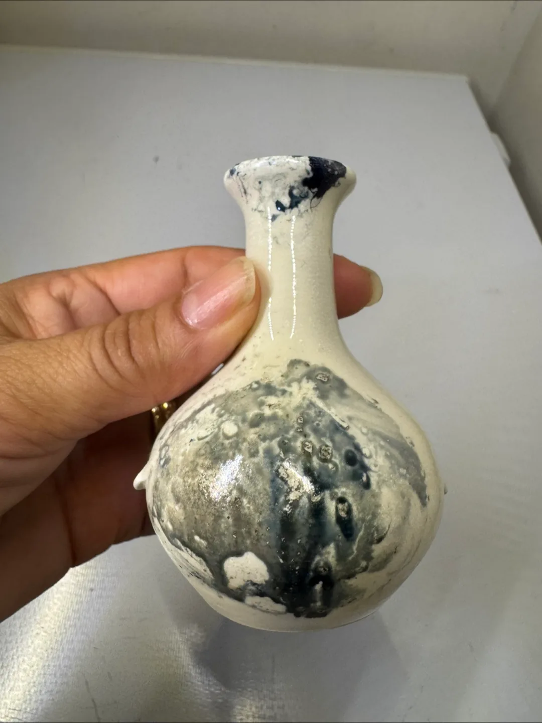 🇨🇦🍁Small Decorative Vase thumbnail