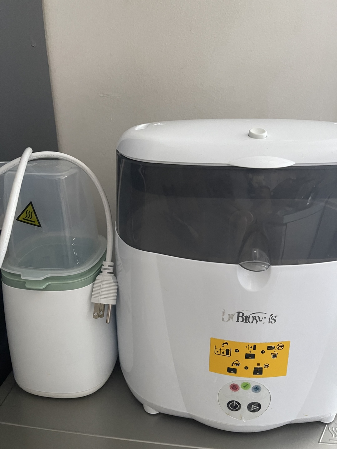 Momcozy Baby Bottle Sterilizer and Dryer