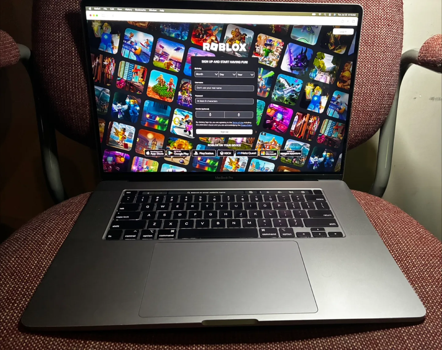 Apple MacBook Pro 16” AMAZING!! thumbnail