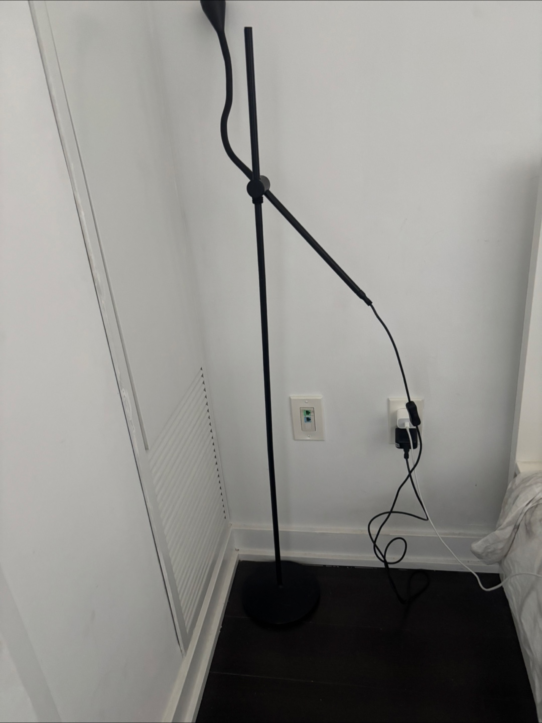 ‼️LED Floor Lamp - Black - photo 3