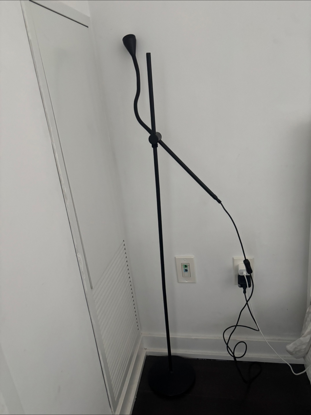 ‼️LED Floor Lamp - Black - photo 2