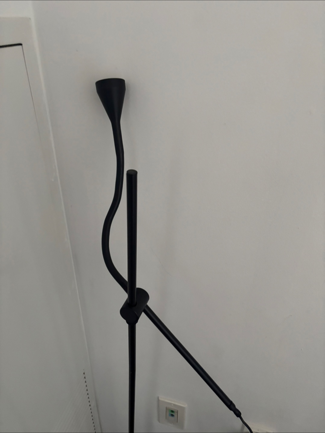 ‼️LED Floor Lamp - Black